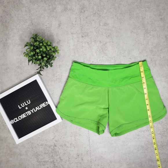 Lululemon Groovy Run Short - Picture 9 of 9